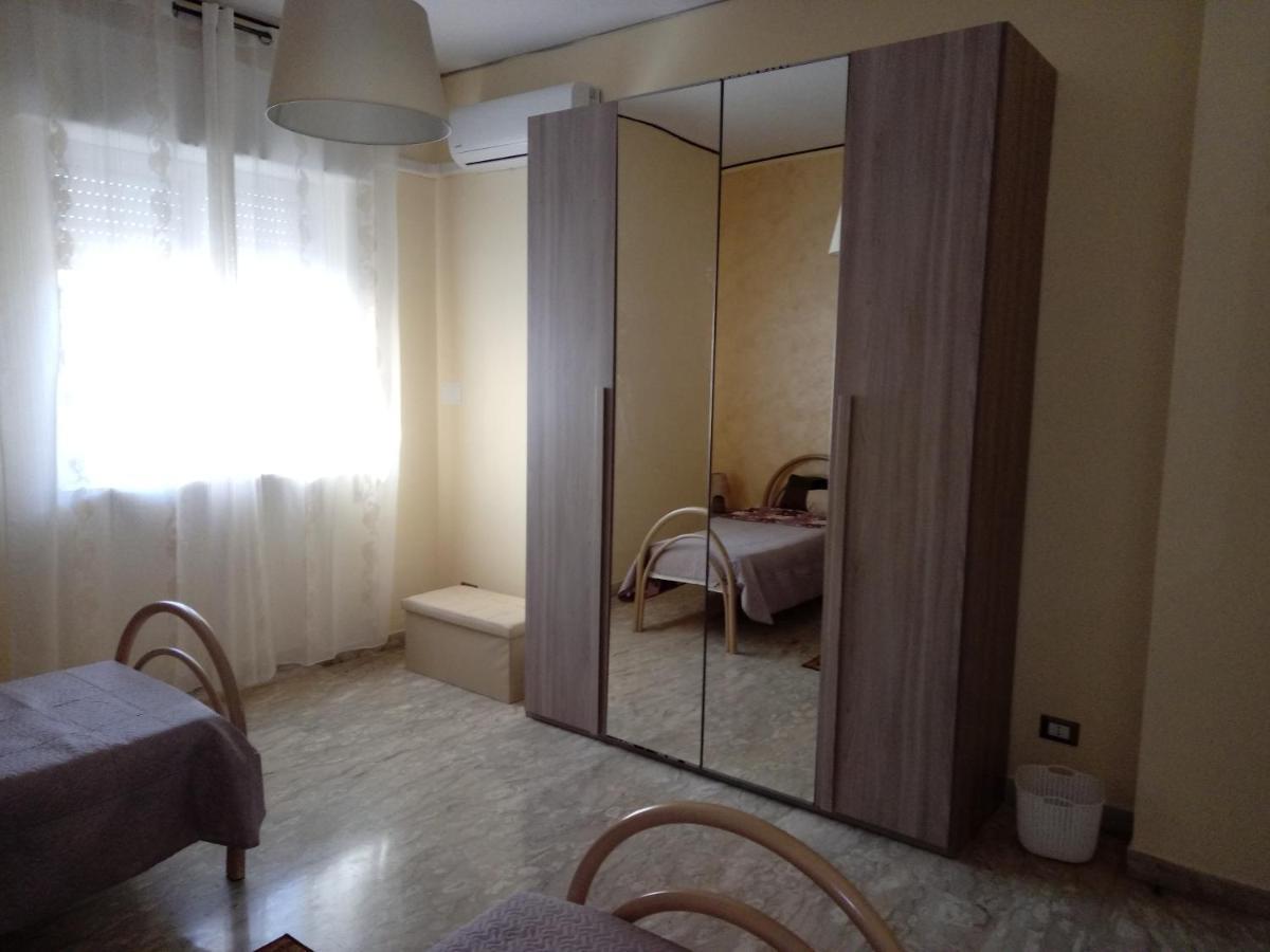 Acqua Di Mare Bed and Breakfast Taranto Exteriör bild